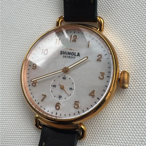 Shinola Accessories - Women’s shinola watch with dark green band